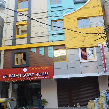 Sri Balaji Guest House Bangalore Esterno foto
