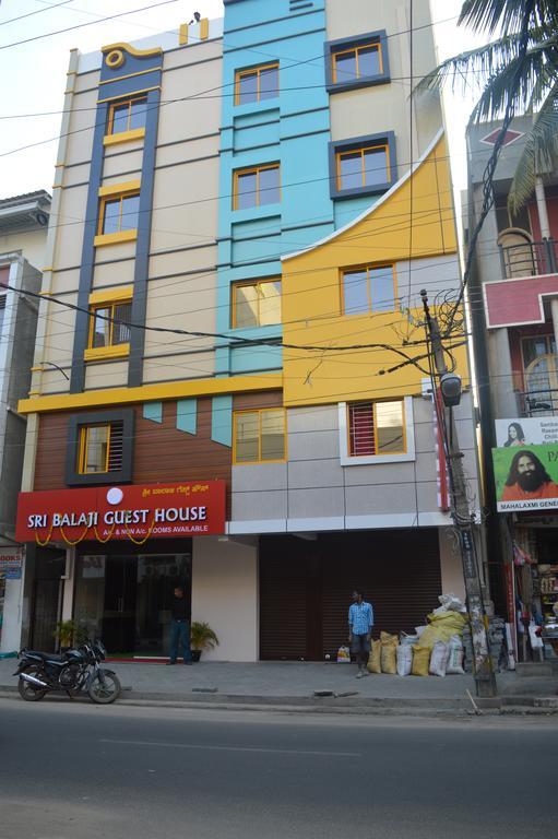 Sri Balaji Guest House Bangalore Esterno foto