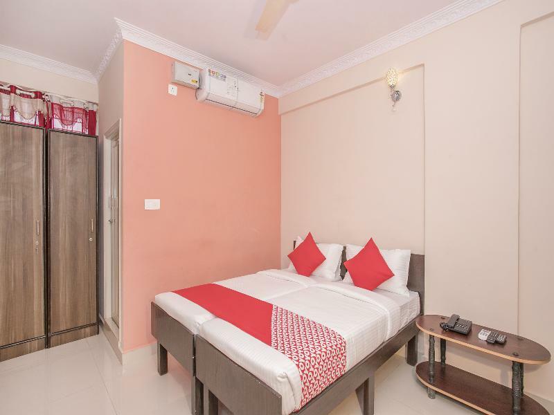 Sri Balaji Guest House Bangalore Esterno foto