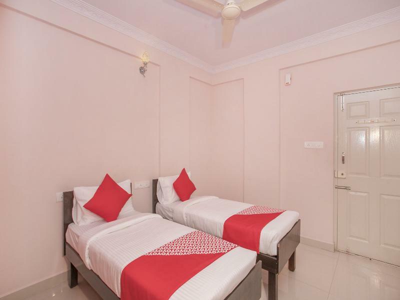 Sri Balaji Guest House Bangalore Esterno foto