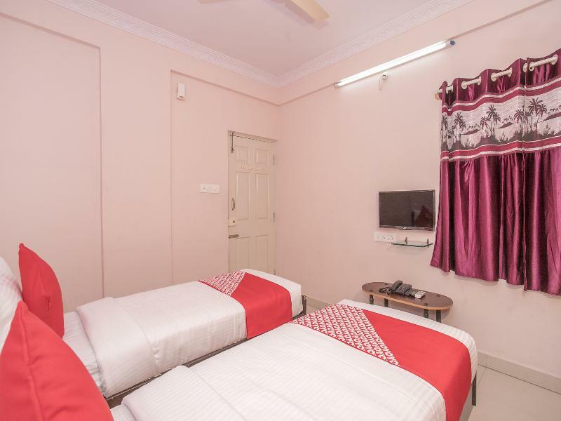 Sri Balaji Guest House Bangalore Esterno foto